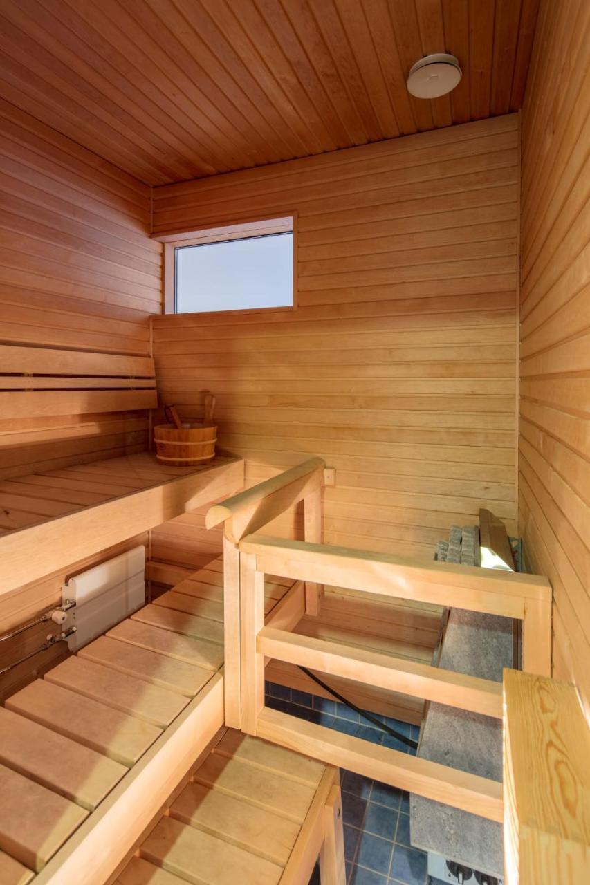 City Center Park View Studio With Sauna And Balcony Leilighet Helsingfors Eksteriør bilde